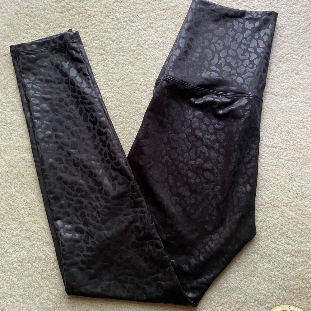 Love Tree Black Speckled leggings